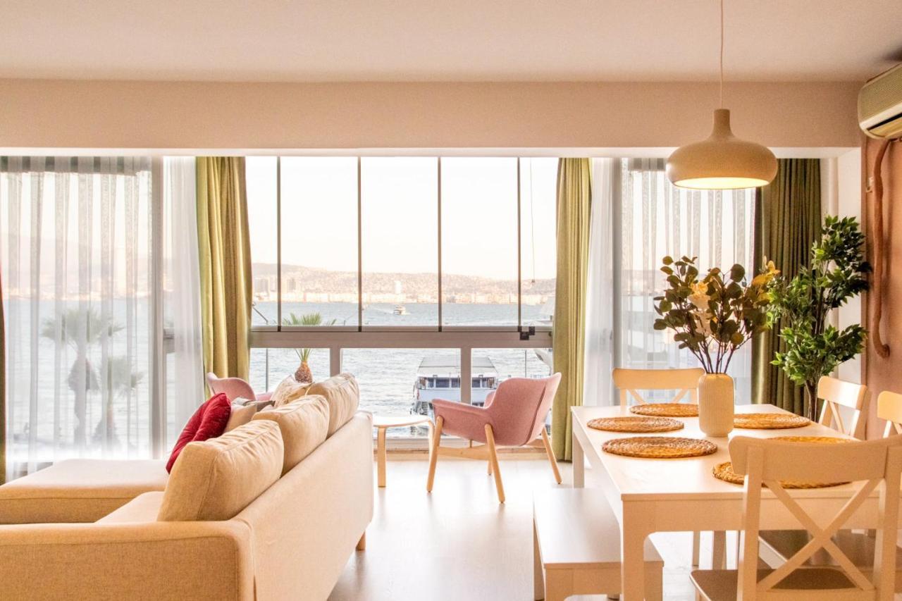 Flat With Sea View Near Karsiyaka Coast Apartment İzmir Exterior photo